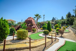 Fantasy Mini Golf Courses