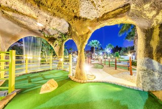 Πίστες μινι γκολφ - Fantasy Mini Golf Courses